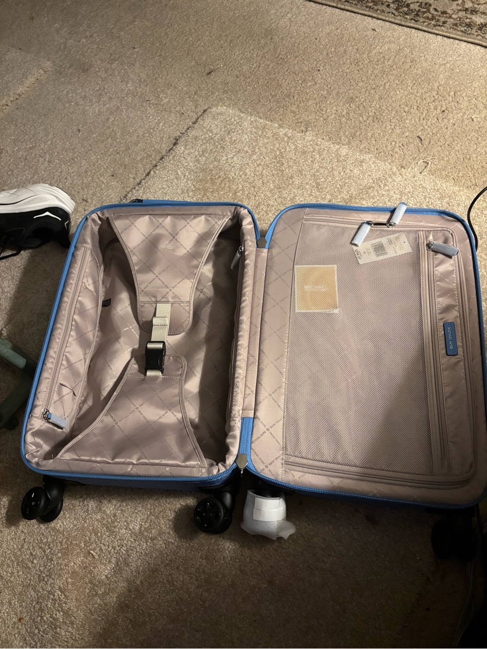 Michael Kors Blue Travel Bag Set - Duffel, Carry-On & Cosmetic Case - Picture 4 of 6